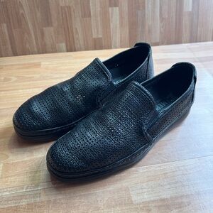 Mephisto Hadrian Perf, a men's perforated black leather slip-on loafer. Size 10